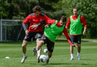 Lokomotiv de Moscú entrena a la espera de Jefferson Farfán