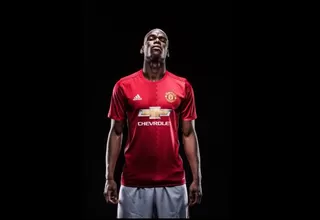 Manchester United hizo oficial el fichaje del francés Paul Pogba