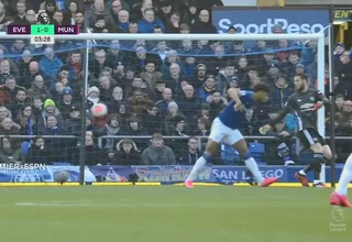 Manchester United vs. Everton: David De Gea y su insólito blooper en la Premier