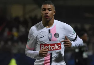 Mbappé anotó triplete y metió al PSG a octavos de Copa de Francia