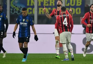 Milan remontó y venció 2-1 al Inter con doblete de Giroud