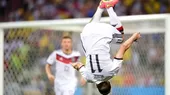 Miroslav Klose intentó una celebración acrobática pero le salió defectuosa - Noticias de miroslav-klose