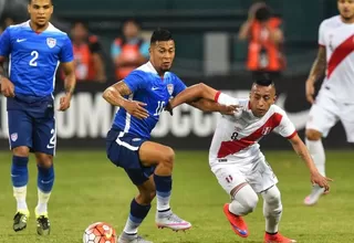 Perú se dejó voltear el partido y cayó 2-1 ante Estados Unidos