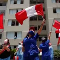 Pacientes COVID en Villa Panamericana realizaron banderazo en apoyo a la selección