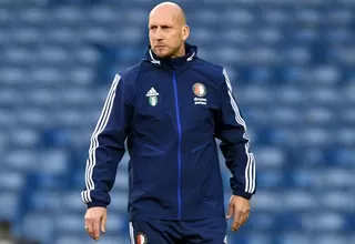 Jaap Stam renunció a la dirección técnica del Feyenoord de Renato Tapia