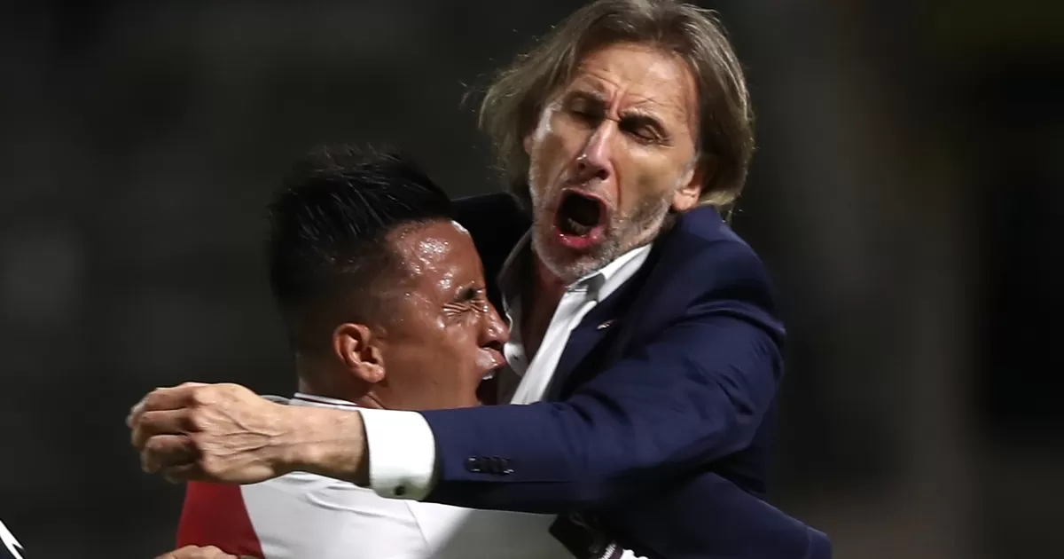 El abrazo entre Gareca y Cueva dio la vuelta al mundo tras la victoria ante Venezuela El abrazo entre Gareca y Cueva dio la vuelta al mundo tras la victoria ante Venezuela