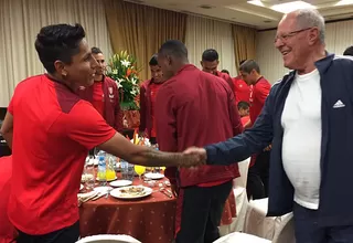 Selección peruana recibió la visita de Pedro Pablo Kuczynski