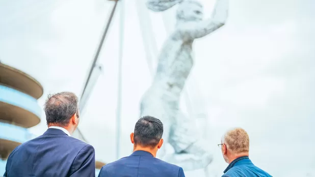 Manchester City inauguró estatua dedicada a Sergio 'Kun' Agüero