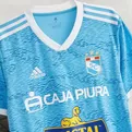Sporting Cristal presentó su nueva camiseta para la temporada 2022