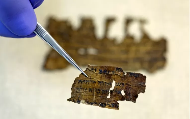 Resultado de imagen para ADN revela gran verdad sobre los manuscritos encontrados en el Mar Muerto