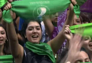Argentina: pañuelo verde por el derecho al aborto se convierte en nuevo ícono