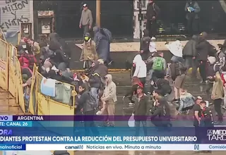 Argentina: Policía y manifestantes se enfrentan durante marcha por financiamiento universitario