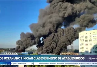 Ataques rusos obligan a escolares a evacuar a refugios en Kiev