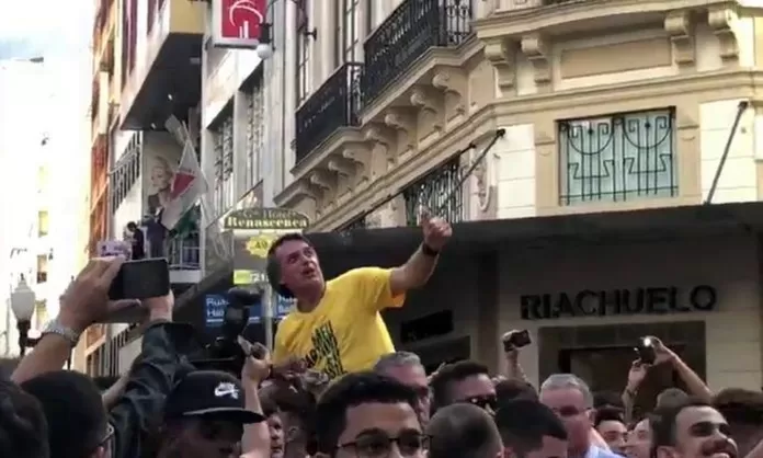 Brasil: Candidato Presidencial Jair Bolsonaro Fue Apuñalado Durante ...