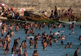 Brasil: Playas llenas en Río de Janeiro pese a la COVID-19 generan preocupación