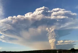 Chile: alerta roja por erupción de volcán Calbuco