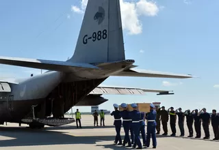 Cadáveres de avión malasio siniestrado llegan a Holanda