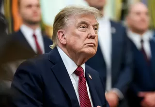 Donald Trump firma decretos contra la ciudadanía por nacimiento