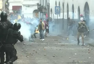 Ecuador: manifestantes y policías se enfrentaron violentamente en Quito