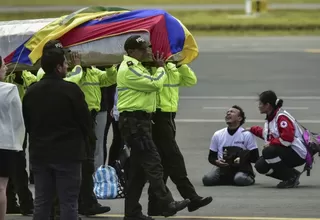 Ecuador: arriban cuerpos de pareja asesinada en Colombia en medio de críticas al Gobierno