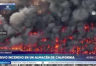 EE.UU.: masivo incendio en almacén de California