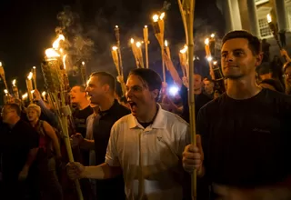 EE.UU.: una mujer murió atropellada en marcha radical en Charlottesville