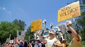 Estados Unidos: Protestas frente a la convención de la NRA - Noticias de bachillerato-automatico