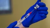 EE. UU. revisará la posología de la vacuna de Pfizer contra la COVID-19 tras reacciones alérgicas de 2 personas - Noticias de fda