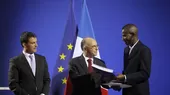 Francia otorga ciudadanía a joven africano que salvó a seis rehenes - Noticias de rehenes