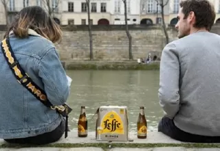 Francia prohibirá beber alcohol en la calle dentro de nuevas restricciones por alza del coronavirus