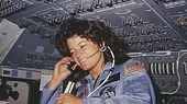 Google rinde homenaje a Sally Ride, primera mujer norteamericana en el espacio - Noticias de sally-lloyd-jones