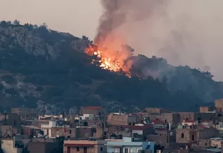 Grecia: incendios forestales causan evacuación masiva