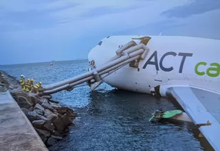 Hong Kong: Dos muertos tras caída de avión de carga en aeropuerto