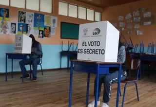 Inicia la votación en jornada de elecciones generales de Ecuador