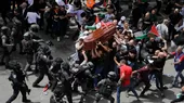 Jerusalén: Ejército israelí golpea a los asistentes al funeral de periodista de Al Jazeera - Noticias de periodista