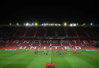 Manchester United invita a niños rescatados de cueva en Tailandia a visitar Old Trafford