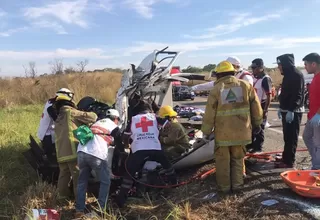 México: Choque de auto y una camioneta de transporte turístico dejó 11 muertos en Chiapas