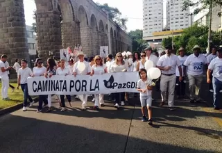 México: cientos de personas marcharon por la paz en Jalisco