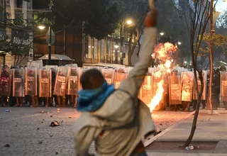 México: Marcha en memoria de Tlatelolco termina en choques entre manifestantes y policía