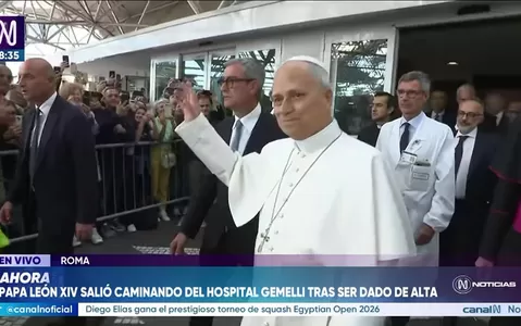 Papa León XIV deja el hospital Gemelli de Roma tras cinco días de internamiento