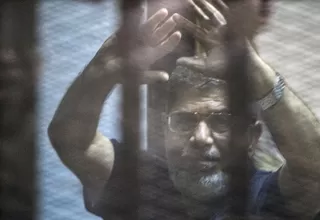 Condenan a muerte a expresidente islamista egipcio Mohamed Mursi