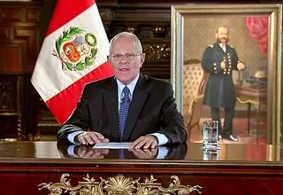 Prensa internacional: Kuczynski mantiene presidencia de Perú, agobiado por Odebrecht