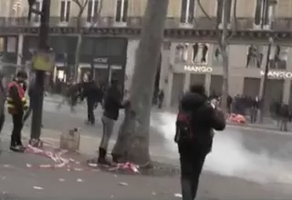 Protestas en Francia obliga a que aeropuertos pidan se suspenda parte de sus servicios de aerolíneas