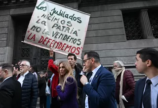 Protestas por el veto de Milei al aumento de pensiones