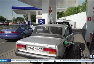 Rusia: largas filas en gasolineras de Moscú por escasez de combustible tras ataques