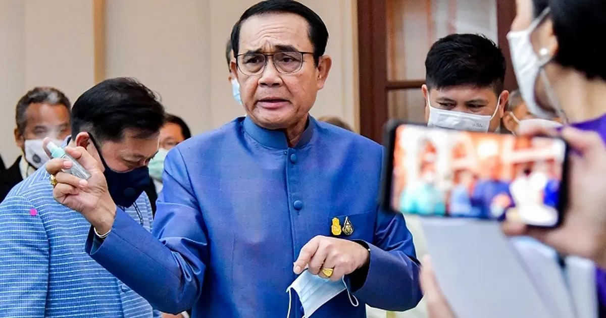 Tailandia: Primer ministro es multado con $190 por no llevar mascarilla en una reunión - America Noticias