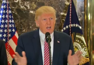 Trump ve “culpa de ambas partes” en racismo en Charlottesville