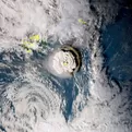 Imágenes satelitales de la erupción del volcán Tonga que generó tsunami