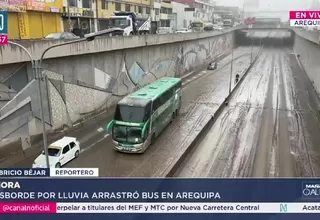 Desborde por intensas lluvias arrastró un bus con 40 pasajeros en Arequipa