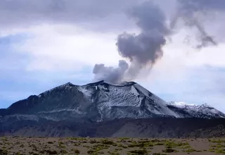 Arequipa: declaran en estado de emergencia 17 distritos por volcán Sabancaya